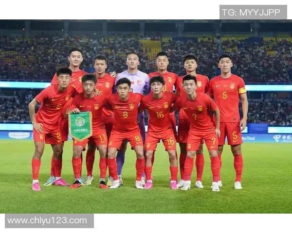 中国足球明星领衔球队:聚焦国内顶级球员与世界舞台的精彩表现 中国足球明星领衔球队:聚焦国内顶级球员与世界舞台的精彩表现