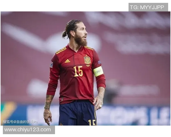 西班牙足球传奇老将回顾 经典时刻与辉煌生涯再现